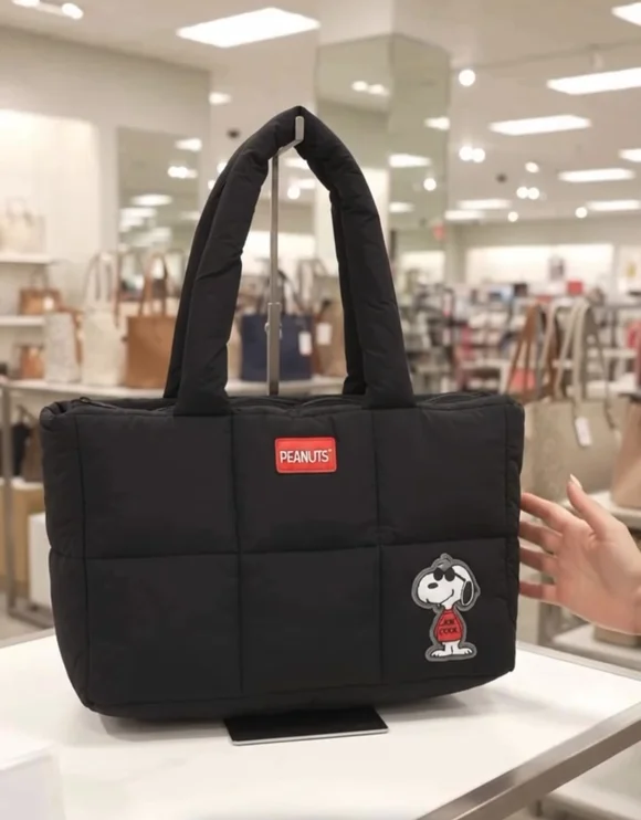 Watch the video of this tote bag